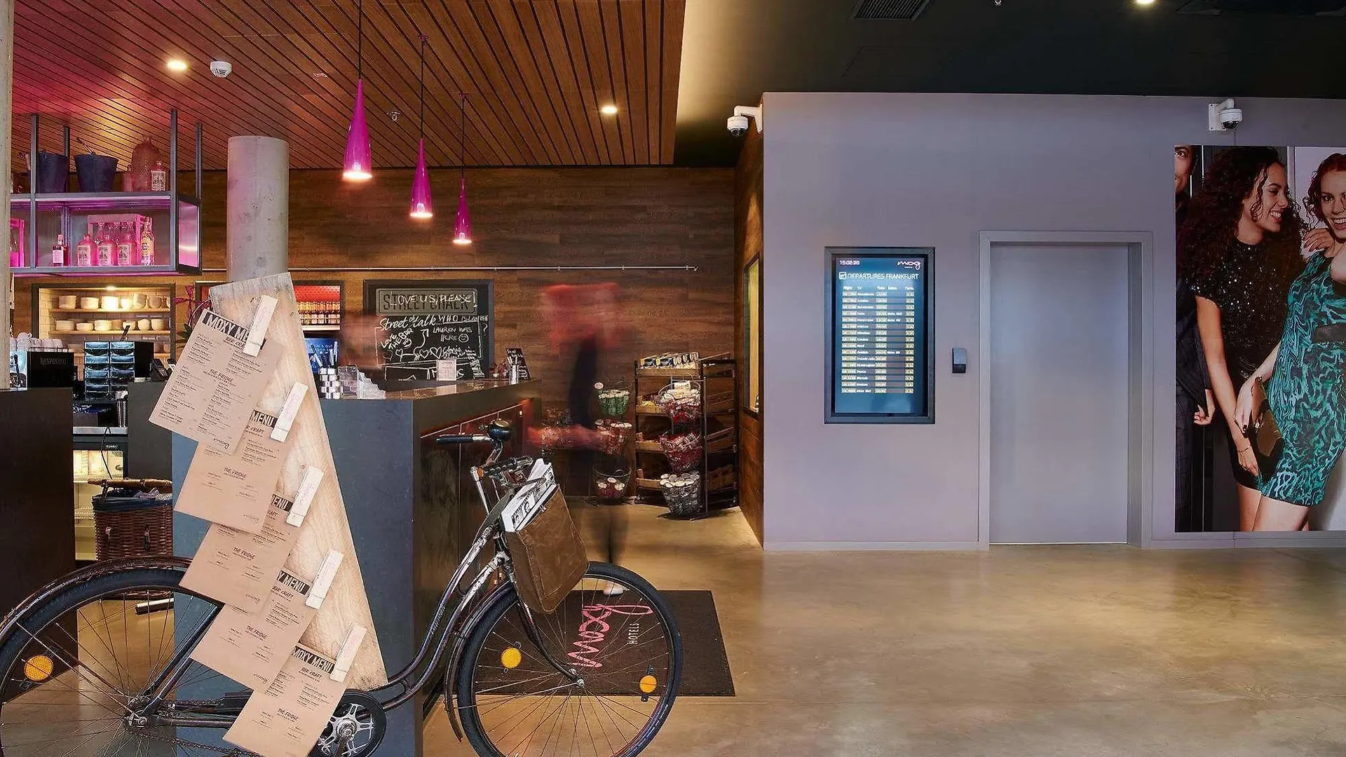 Moxy Frankfurt Eschborn Hotel