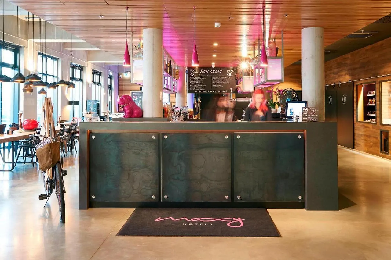 Moxy Frankfurt Eschborn Hotell