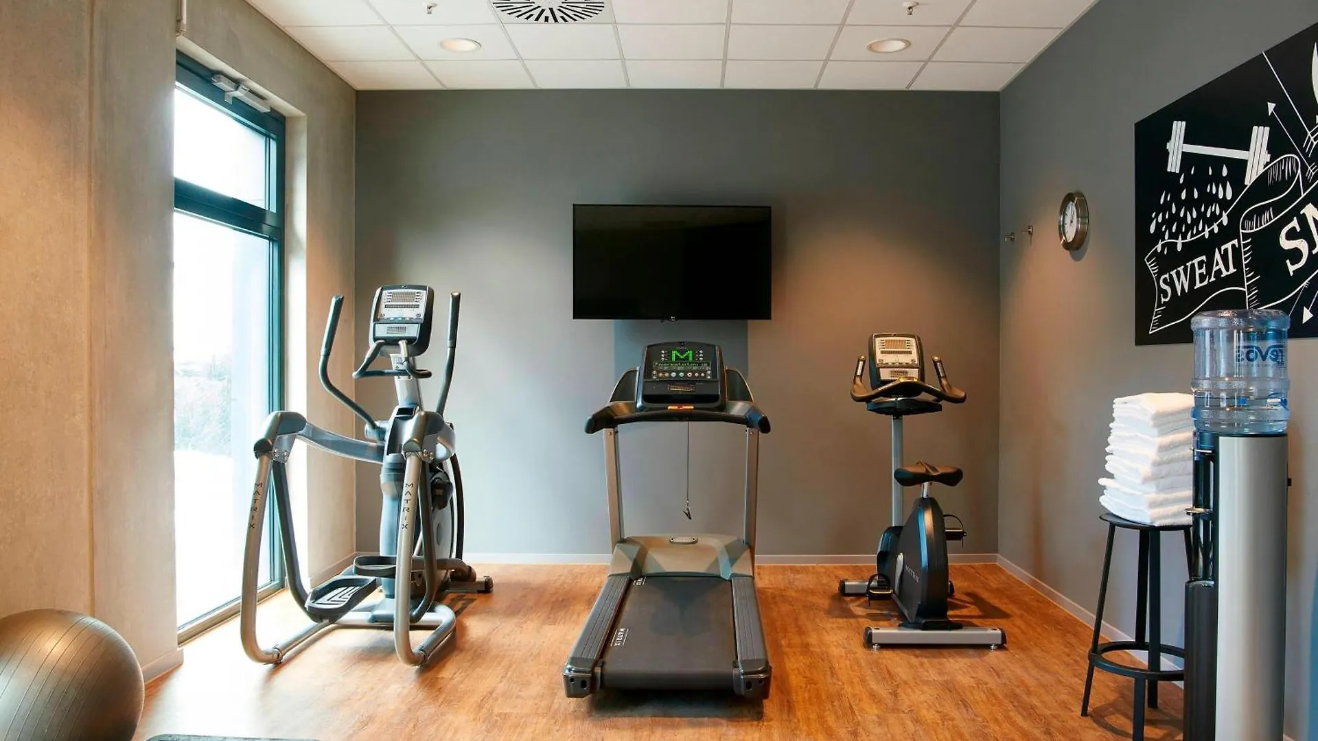 Moxy Frankfurt Eschborn Hotell