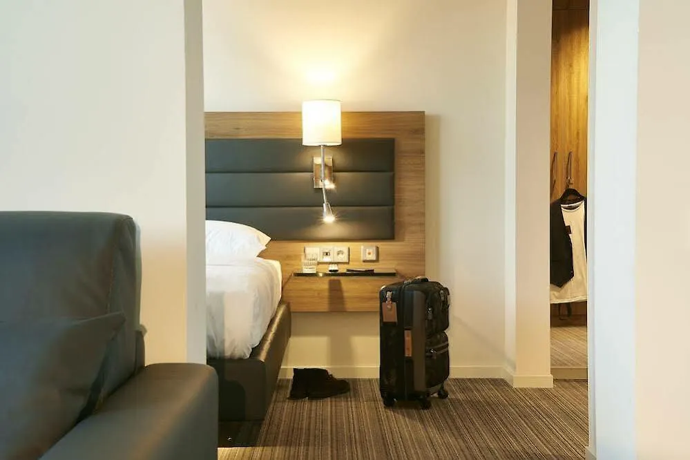Moxy Frankfurt Eschborn Hotell